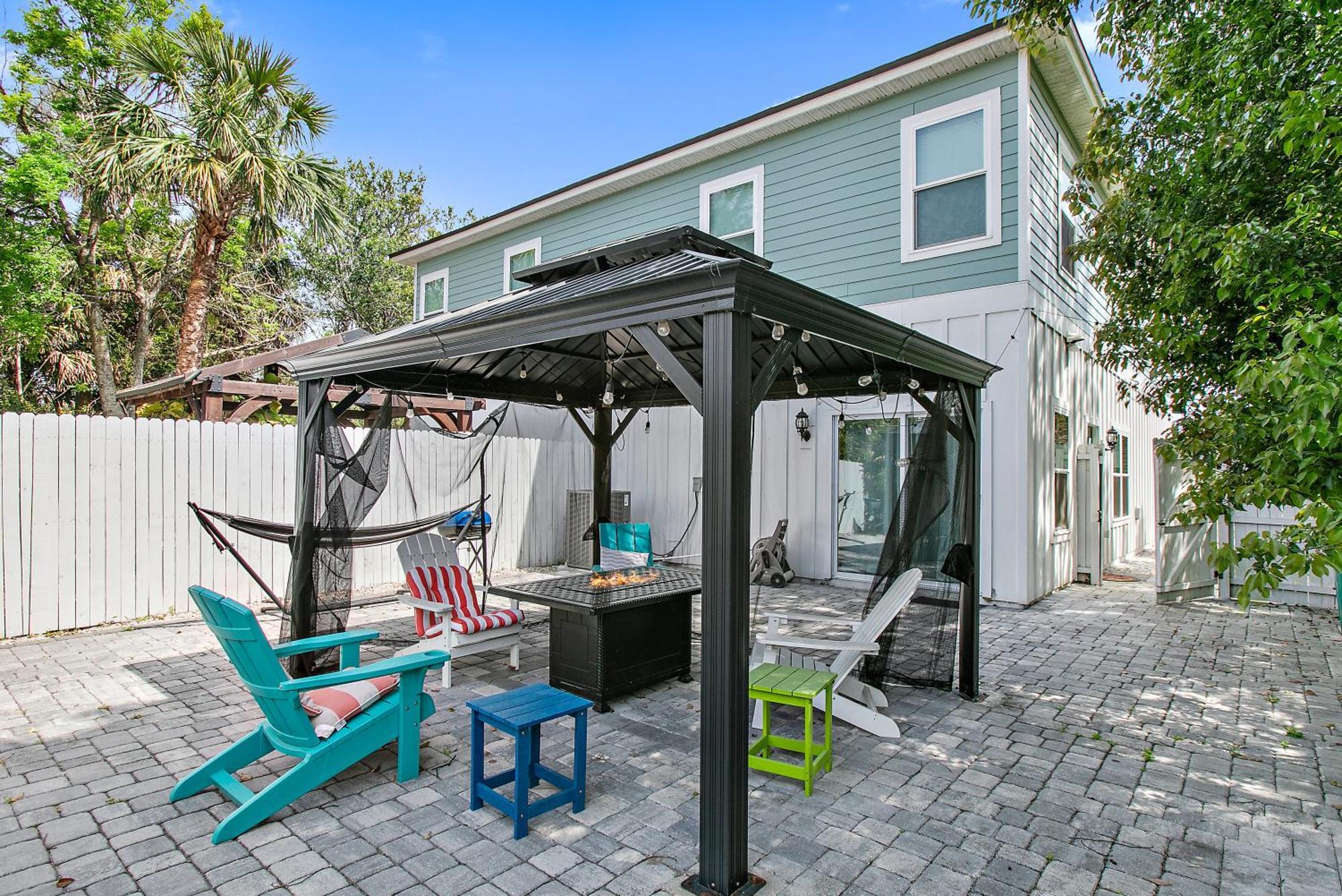 Few Steps To Ocean-4 Beach Cruisers & Free Parking & Private Backyard Jacksonville Beach Zewnętrze zdjęcie